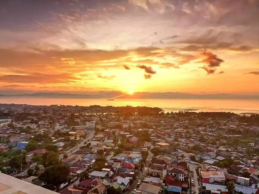 Verdon Parc 2Br Comfy Resort Facing Samal Island! Davao City